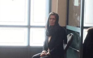 Lesbian Lawmaker Visits Mosque To Prove Nobody There Cares About Sexuality, Shocked By Treatment