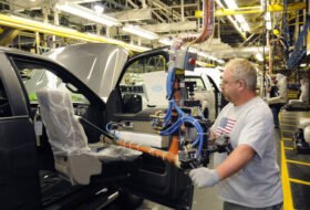Sen. Sanders, Donald Glover To Join Nissan Plant March