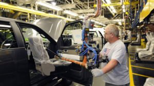 Sen. Sanders, Donald Glover To Join Nissan Plant March