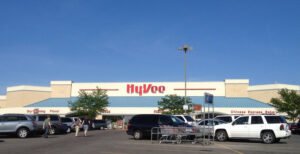 Kansas Grocery Store Puts Up Sign, Gets Big Surprise (Photos)