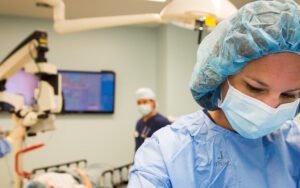 Woman Has Surgery To Remove Ovaries, Gets Huge Surprise (Photos)