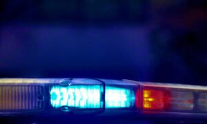 Officer Is Dying At Hands Of 2 Thugs, Sees Something Out Of The Corner Of His Eye