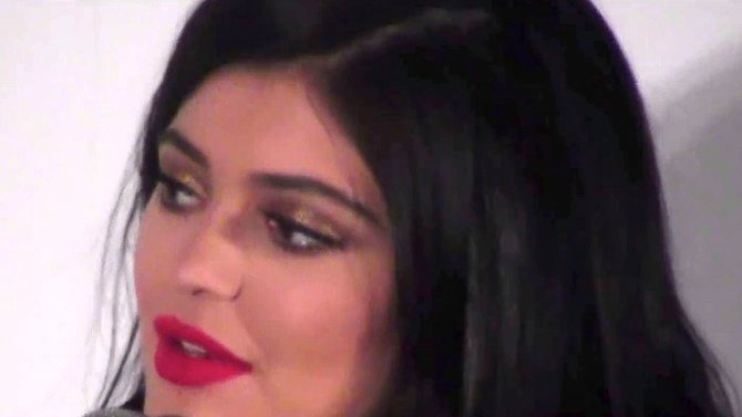 Kylie Jenner Is Now Finally 'Sure' About Who Her Baby's Father Is