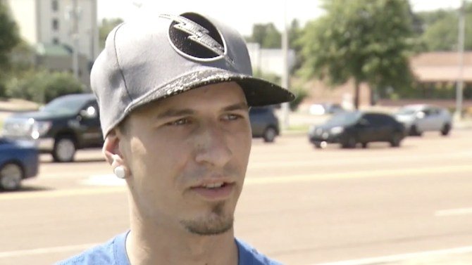 Homeless Waiter Left 'Racist' Note On Receipt Instead Of Tip