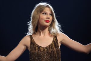 Taylor Swift on stage
